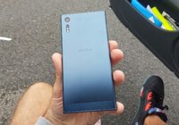 Sony Xperia F8331