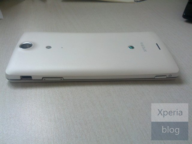 Sony Xperia GX