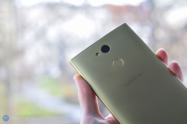 Sony Xperia L2
