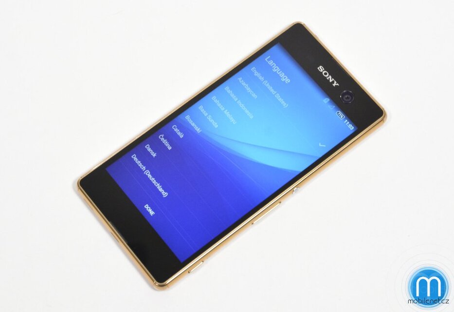 Sony Xperia M5