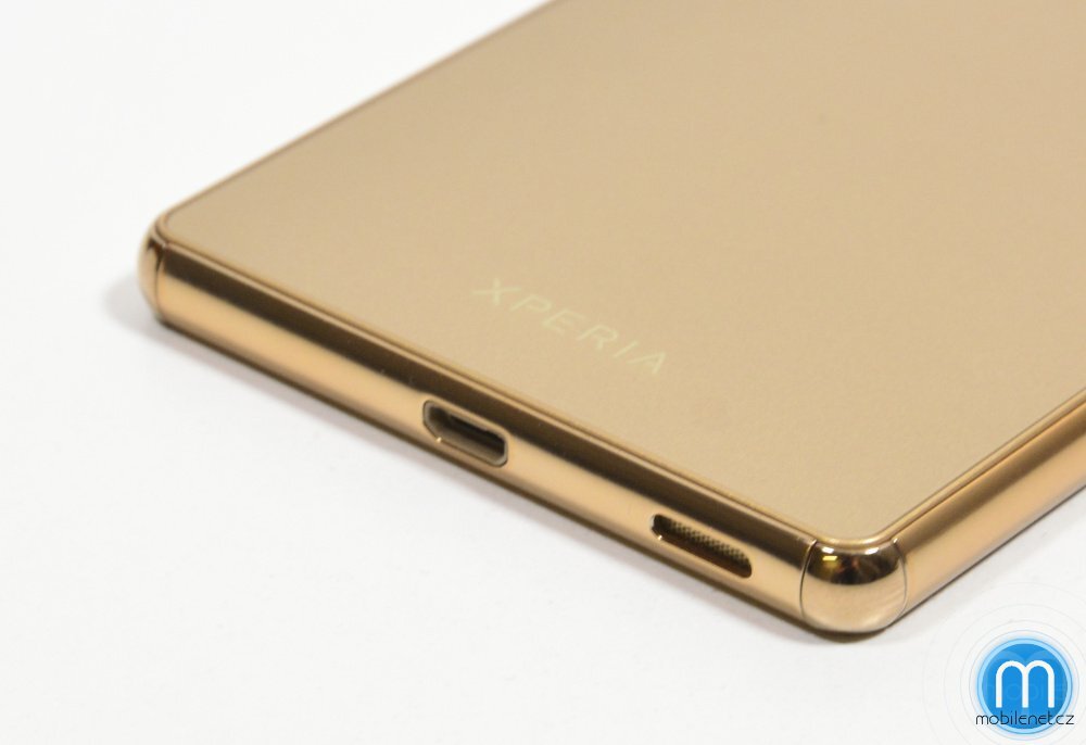 Sony Xperia M5
