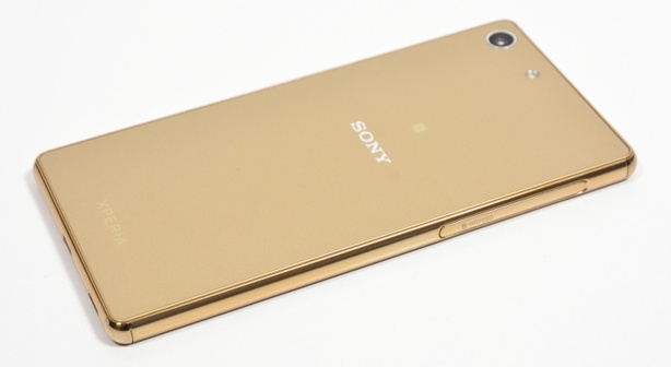 Sony Xperia M5