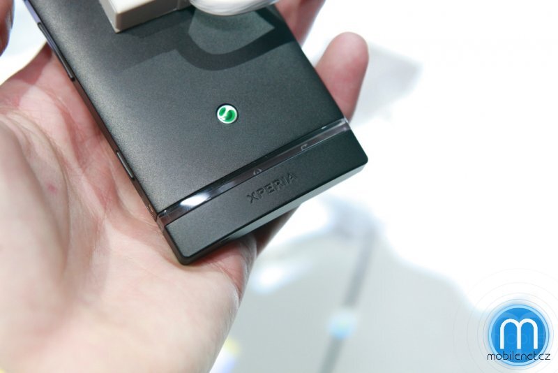 Sony Xperia P