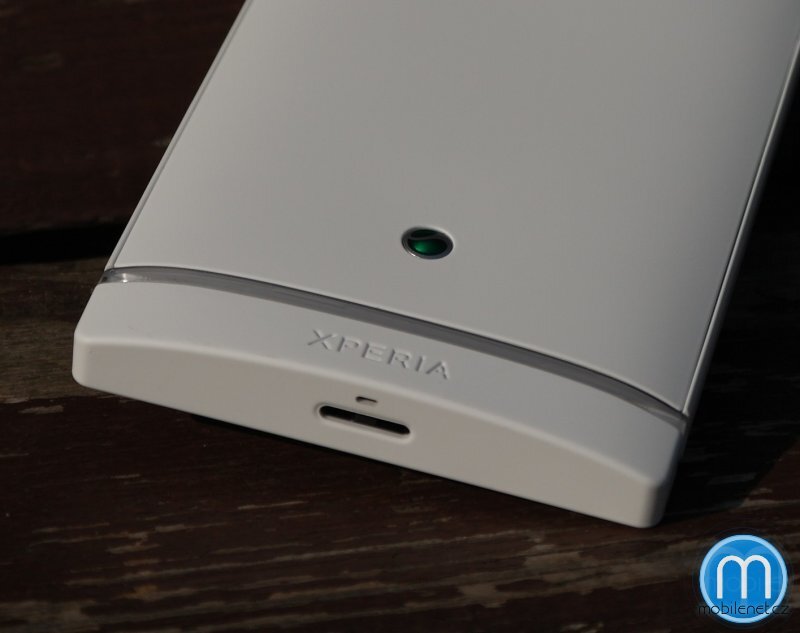 Sony Xperia S