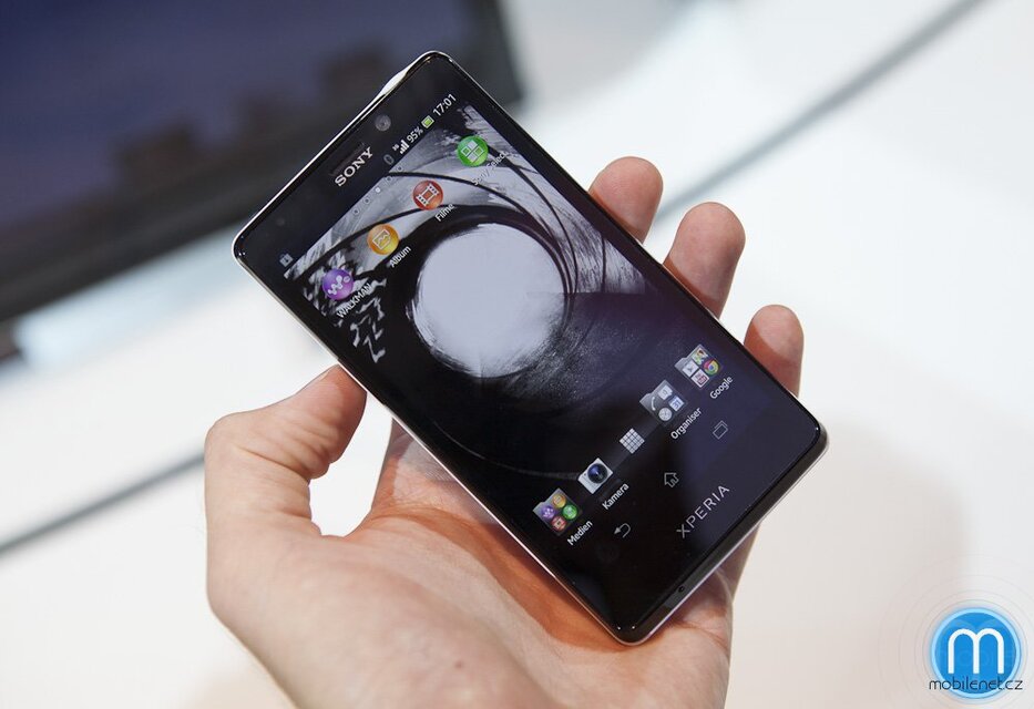 Sony Xperia T