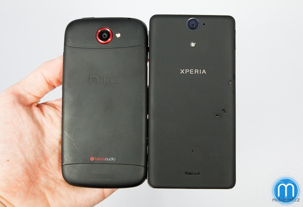 Sony Xperia V a HTC One S