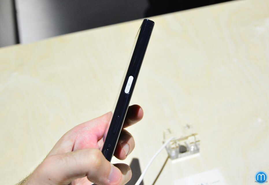 Sony Xperia X Compact