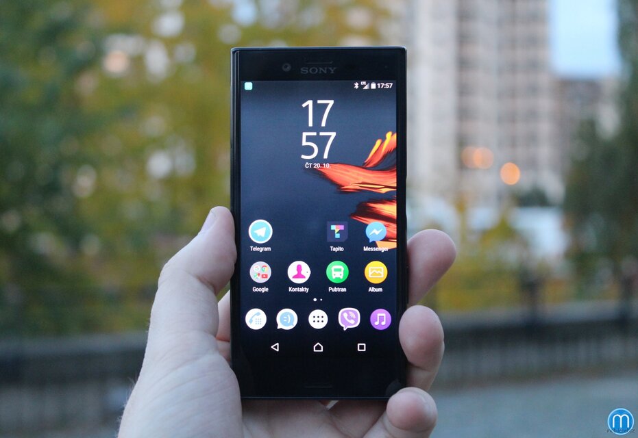 Sony Xperia X Compact