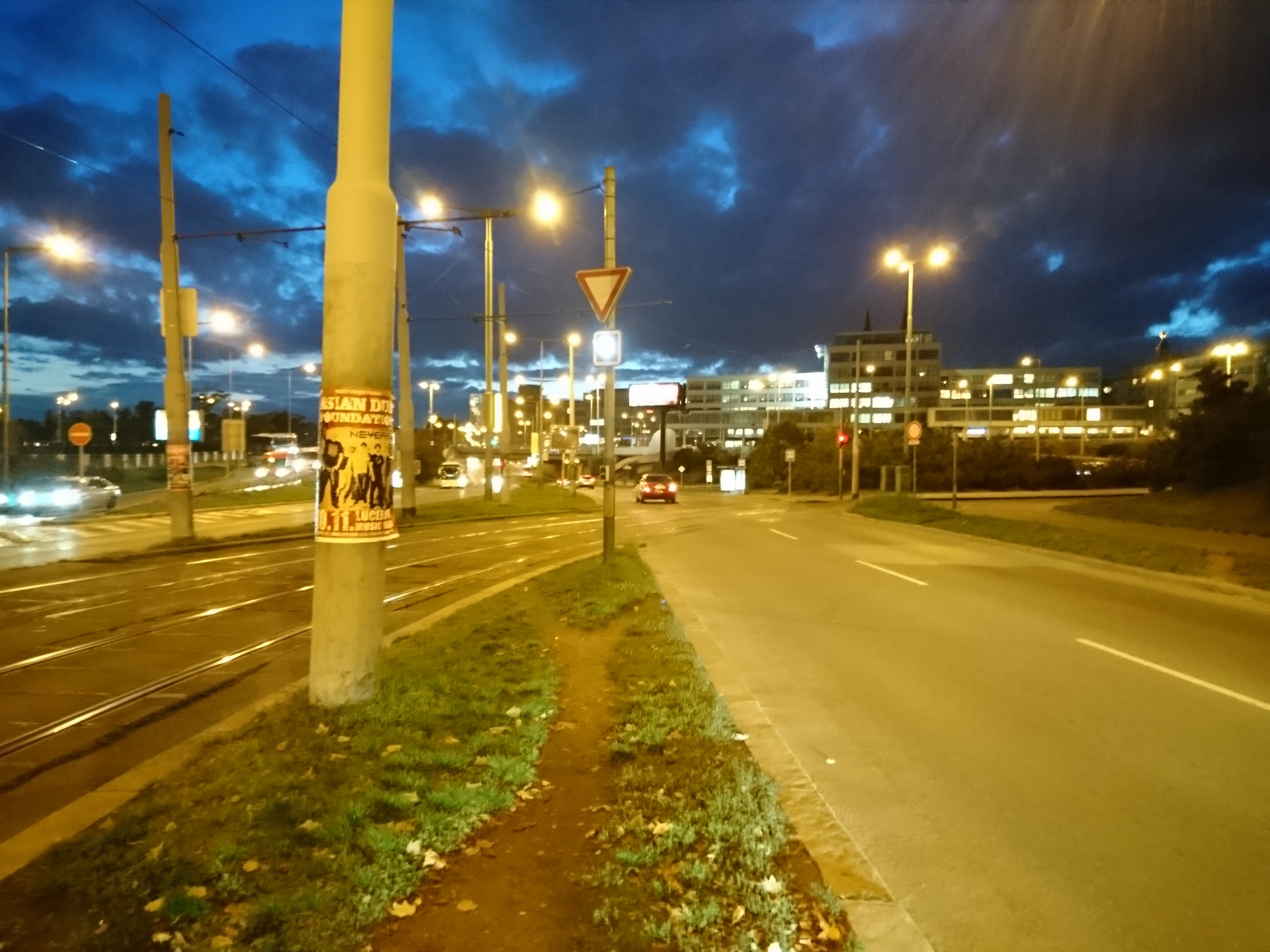 Sony Xperia X Compact