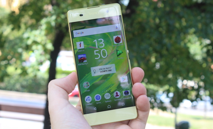 Sony Xperia XA