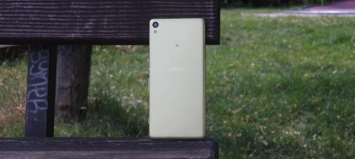 Sony Xperia XA