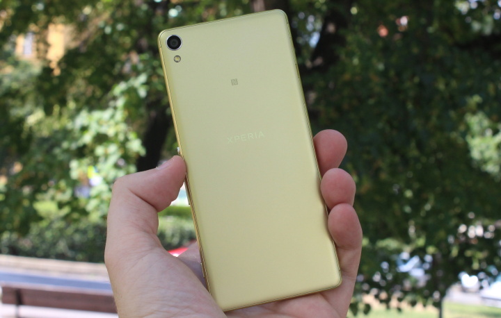 Sony Xperia XA