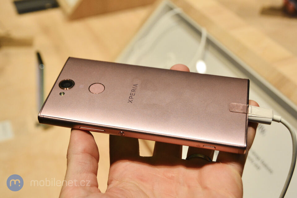 Sony Xperia XA2
