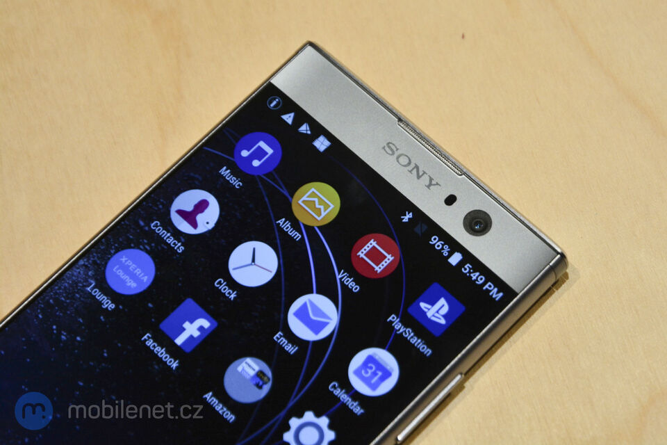 Sony Xperia XA2