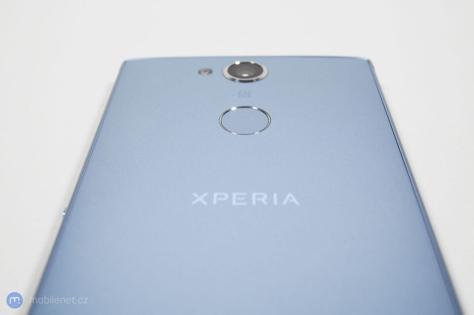 Sony Xperia XA2