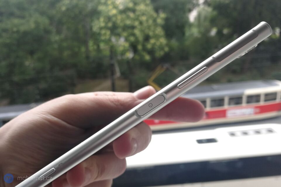 Sony Xperia XZ1