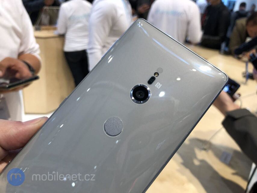 Sony Xperia XZ2