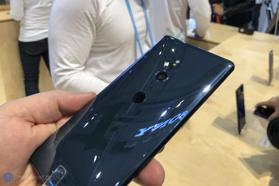 Sony Xperia XZ2