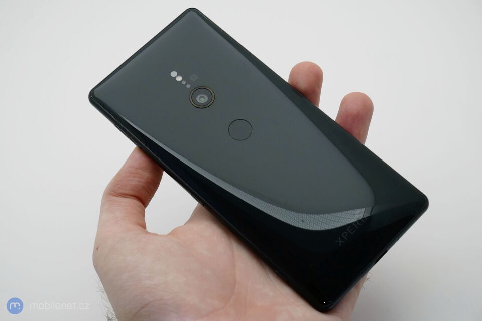 Sony Xperia XZ2