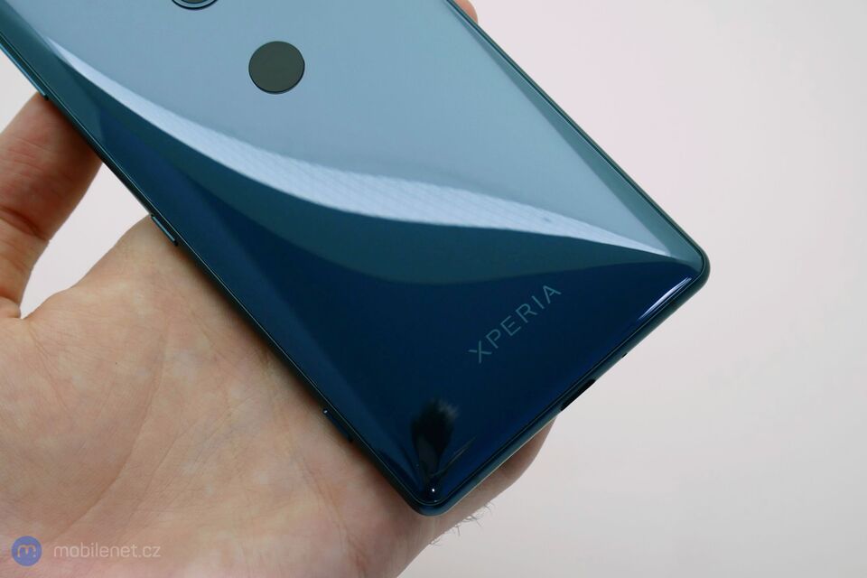 Sony Xperia XZ2