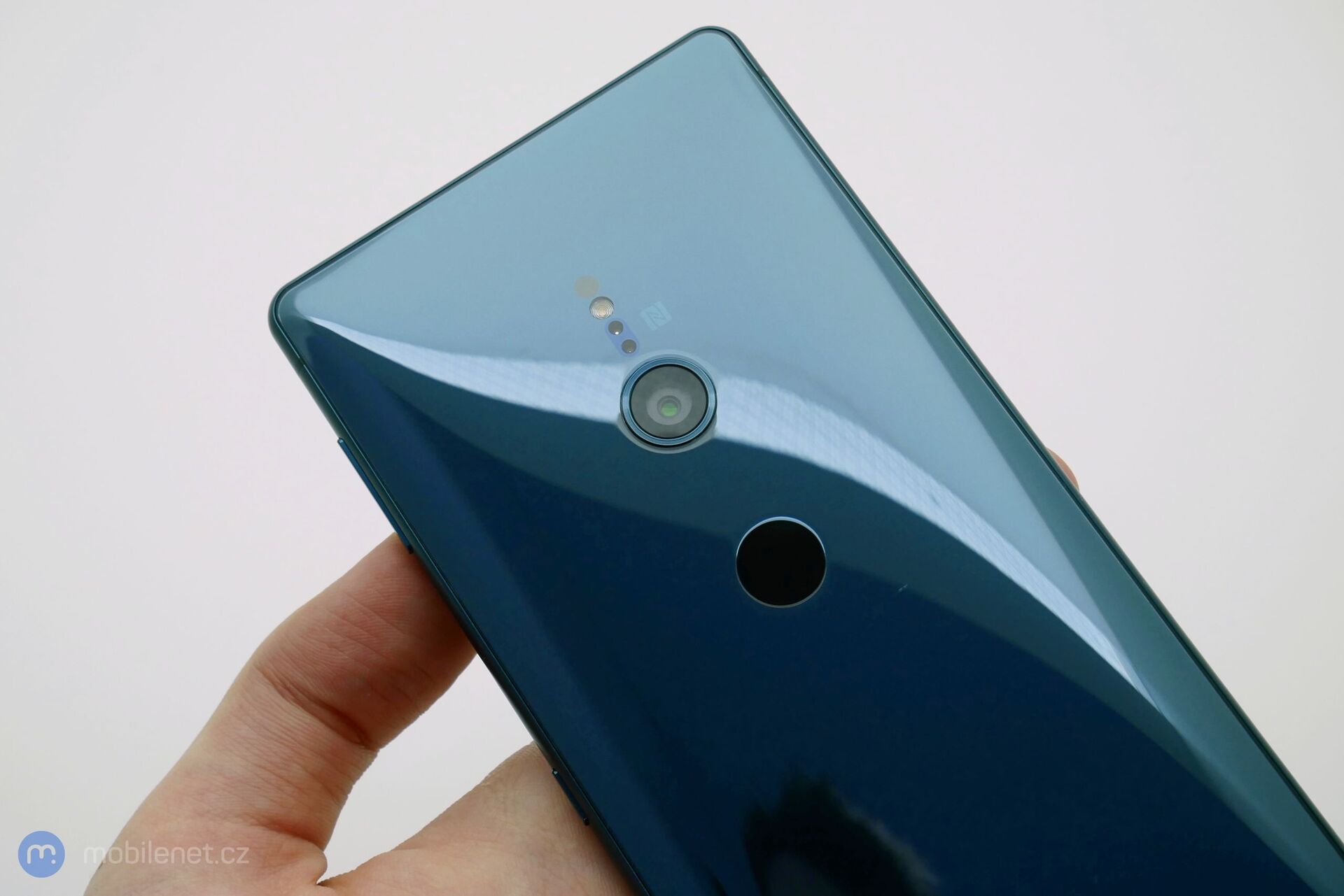 Sony Xperia XZ2