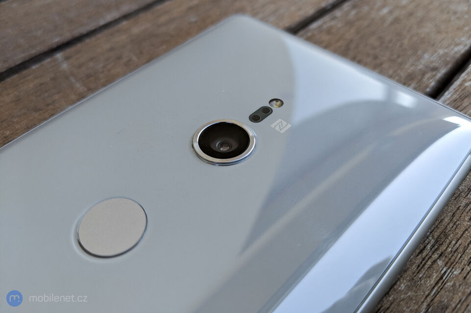Sony Xperia XZ2