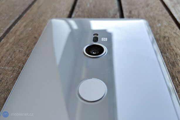 Sony Xperia XZ2