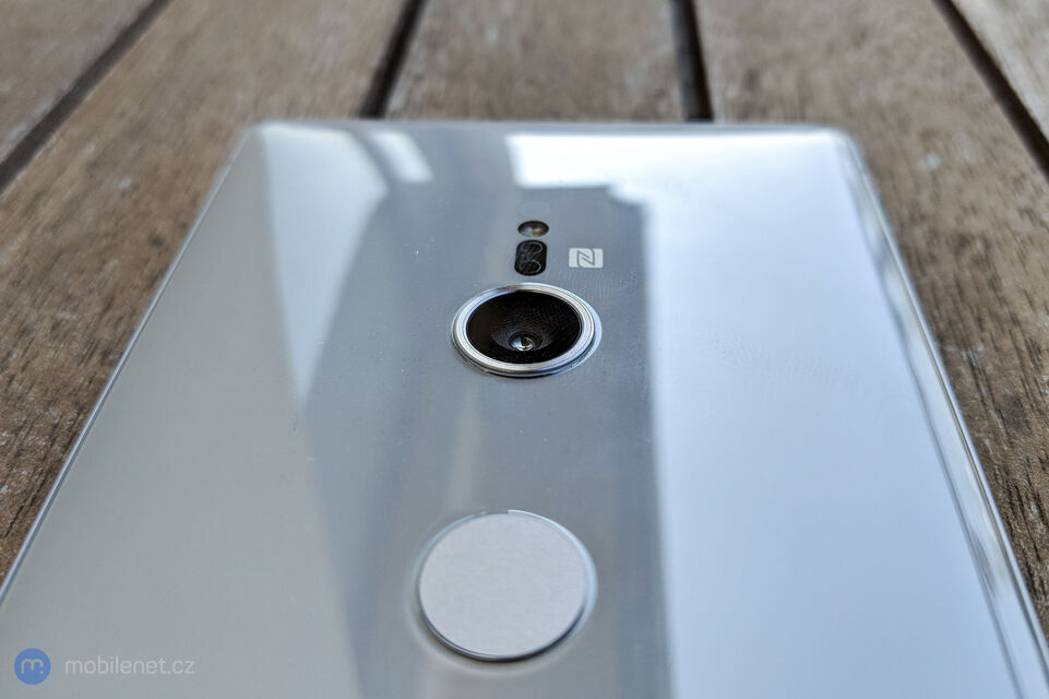 Sony Xperia XZ2