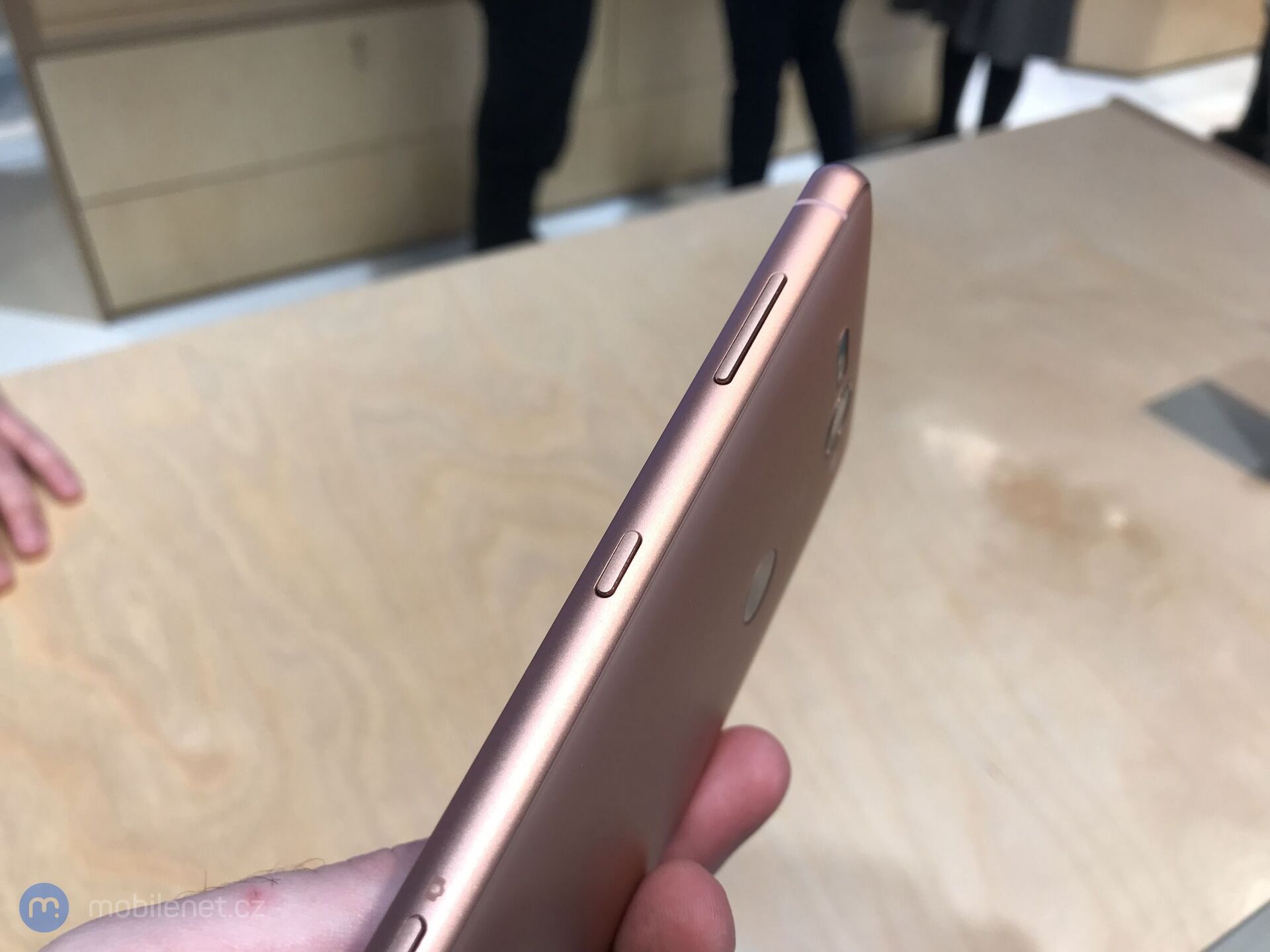 Sony Xperia XZ2 Compact