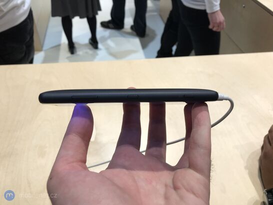 Sony Xperia XZ2 Compact