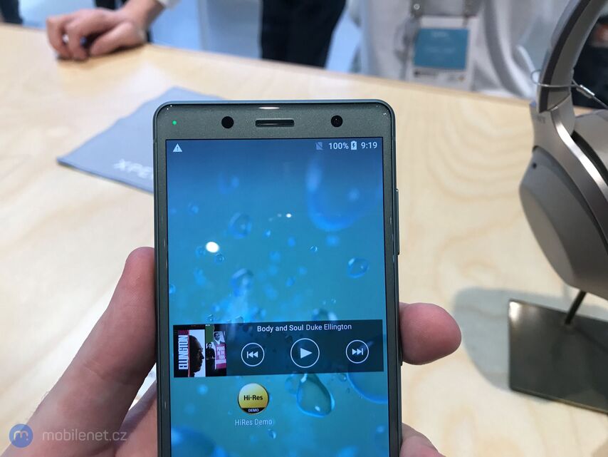 Sony Xperia XZ2 Compact