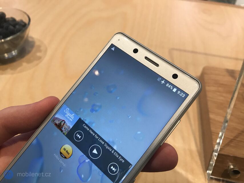 Sony Xperia XZ2 Compact