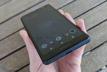 Sony Xperia XZ2 Compact