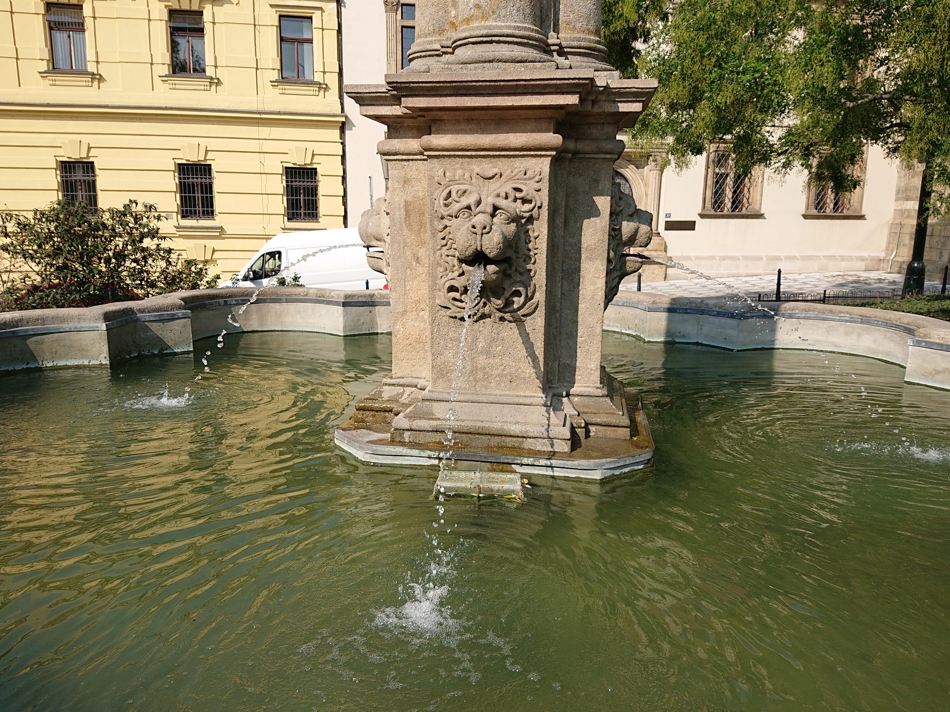 Sony Xperia XZ2 Premium