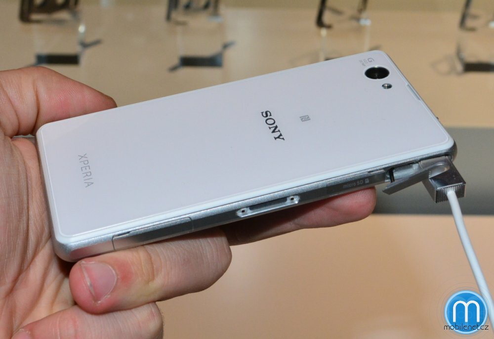 Sony Xperia Z1 compact
