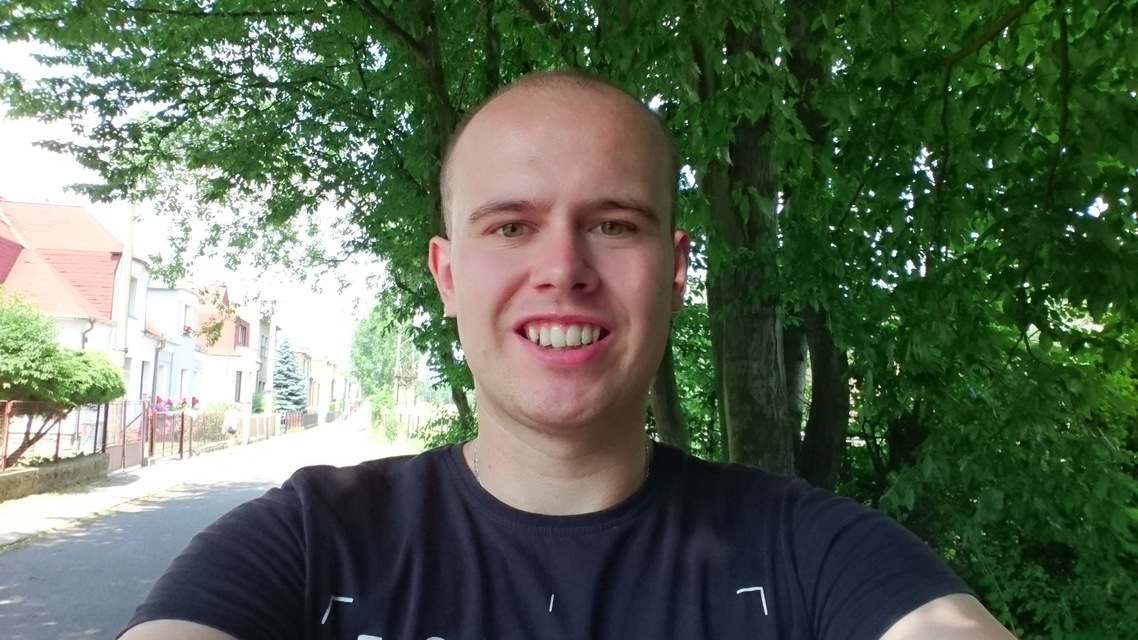 Sony Xperia Z4 Tablet