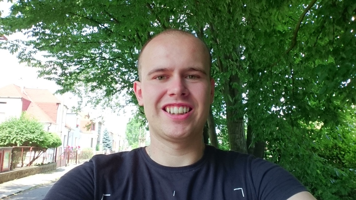 Sony Xperia Z4 Tablet