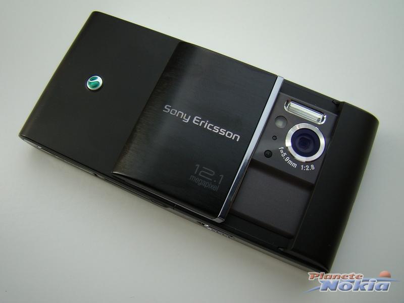 Špičkový Sony Ericsson Idou: nové fotografie