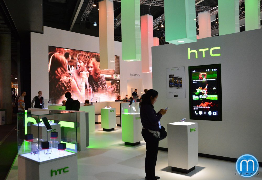 Stánek HTC na MWC 2014