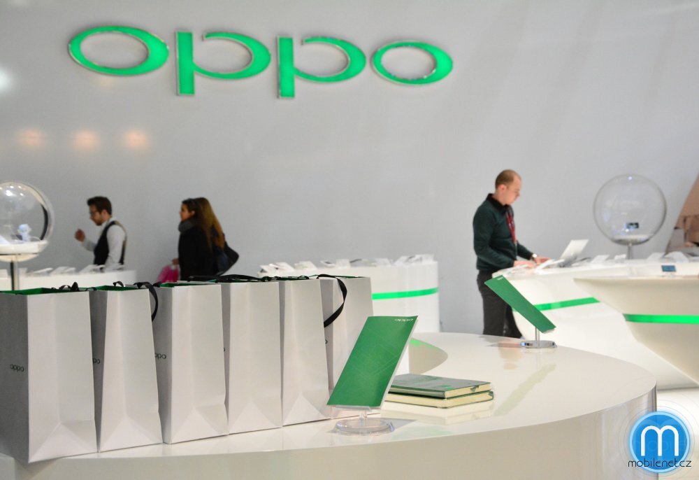 Stánek Oppo na MWC 2014
