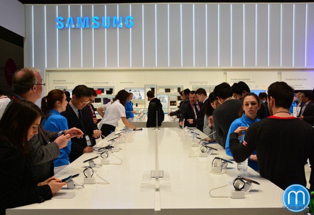 Stánek Samsung na MWC 2014
