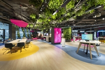 T-Mobile Magenta Experience Center