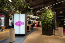 T-Mobile Magenta Experience Center