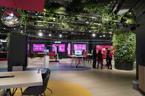 T-Mobile Magenta Experience Center