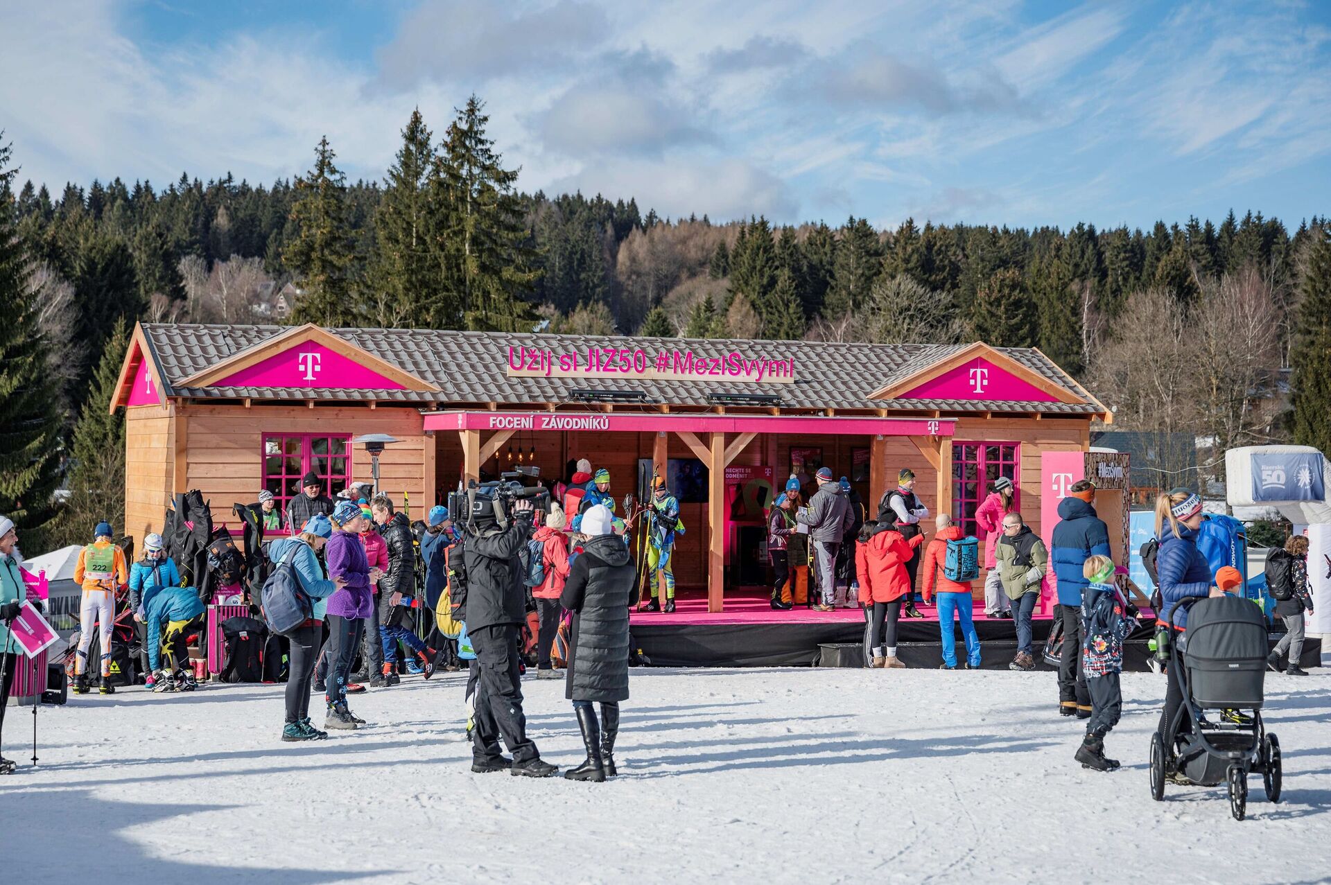 T-Mobile na Jizerské 50 poprvé vysílal signál dronem