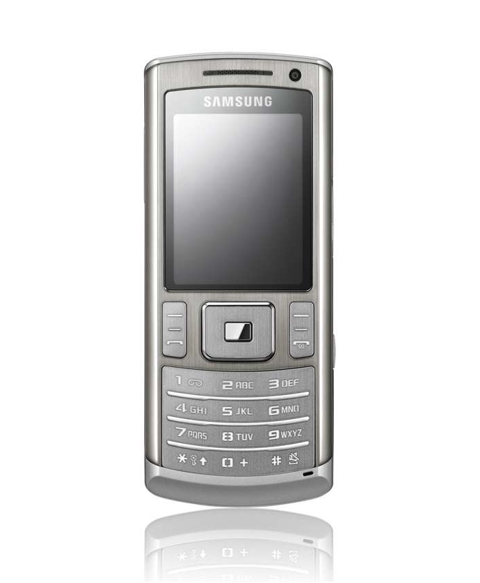 T-Mobile: nové telefony a slevy v srpnu 2008