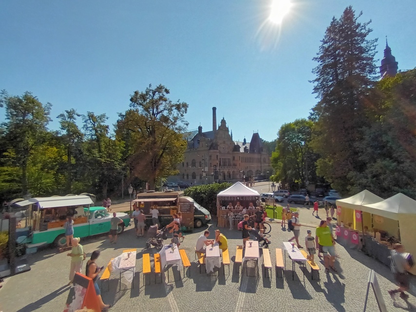 T-Mobile T Phone Pro (2023)