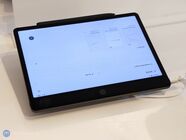 TCL tablety a sluchátka, ukázka technologie NXTPAPER