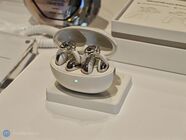 TCL tablety a sluchátka, ukázka technologie NXTPAPER