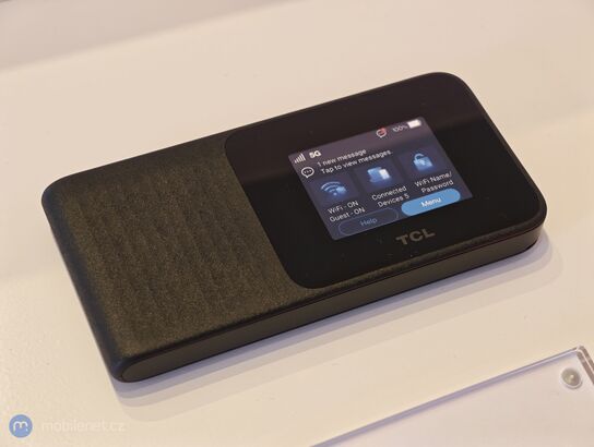 TCL Tbot a 5G modem